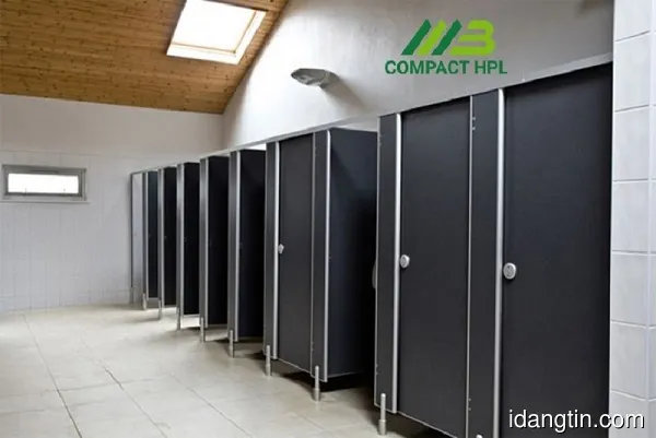 Thi công vách compact không đục nền nhanh chóng, sạch sẽ, tiết kiệm chi phí